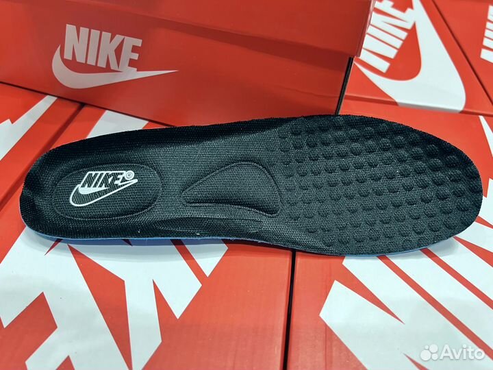 Кроссовки nike