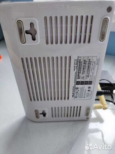 Wi-Fi роутер Asus RT-N12