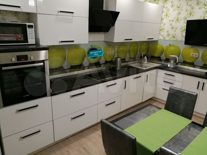 2-к. квартира, 85 м², 7/16 эт.