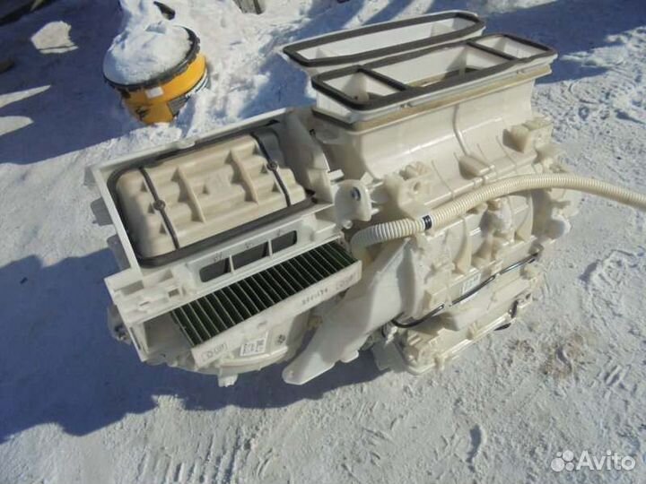 Корпус печки Toyota Corolla Fielder NZE141 1NZ-FE