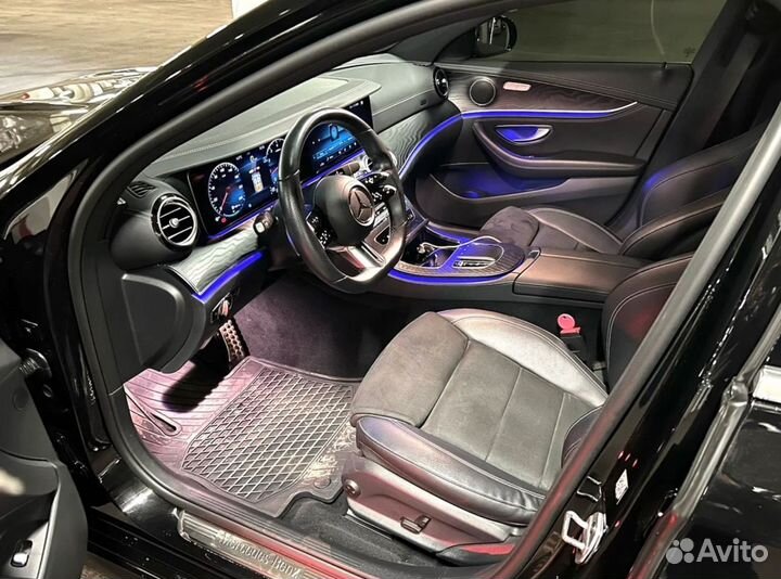 Водитель-сменщик в бизнес класс выплата ежедневно