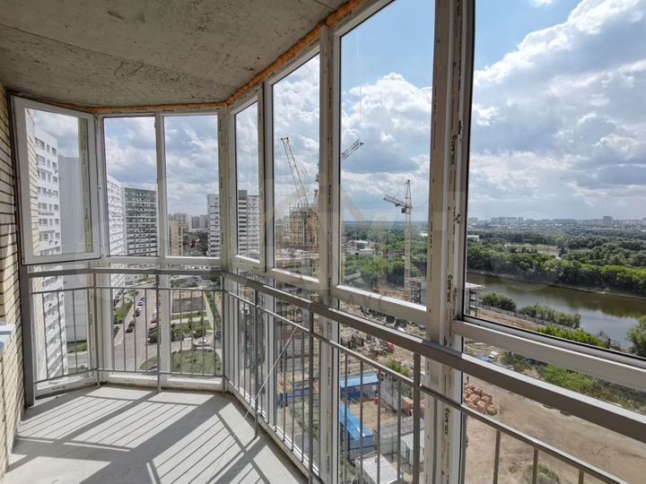 3-к. квартира, 71,5 м², 12/16 эт.