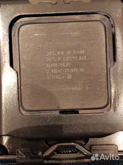 Материнская плата 775 с процессором и памятью