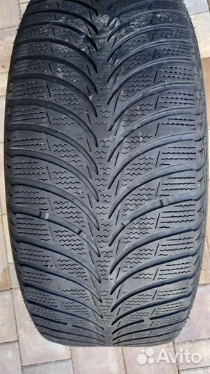 Goodyear UltraGrip Ice+ 215/55 R17