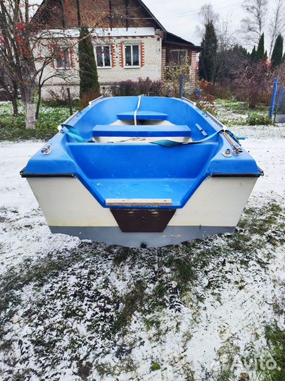 Продаю лодку с мотором Джонсон 15