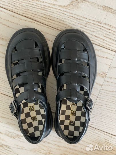 Сандалии женские