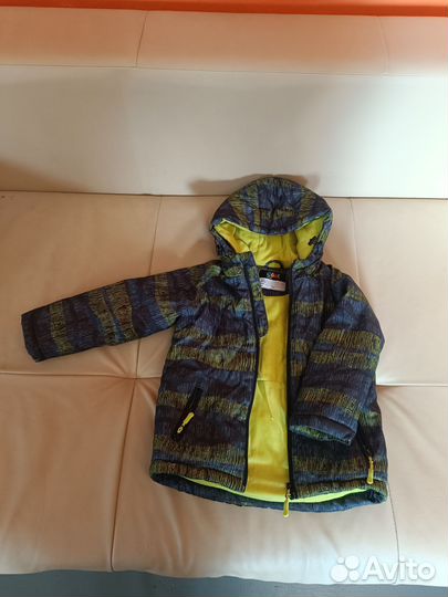 Демисезонная куртка 110