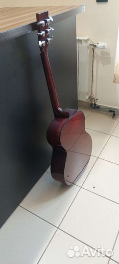 Акустическая гитара