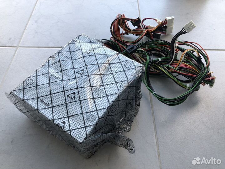 Блок питания Chicony cpb09-003a 1000W