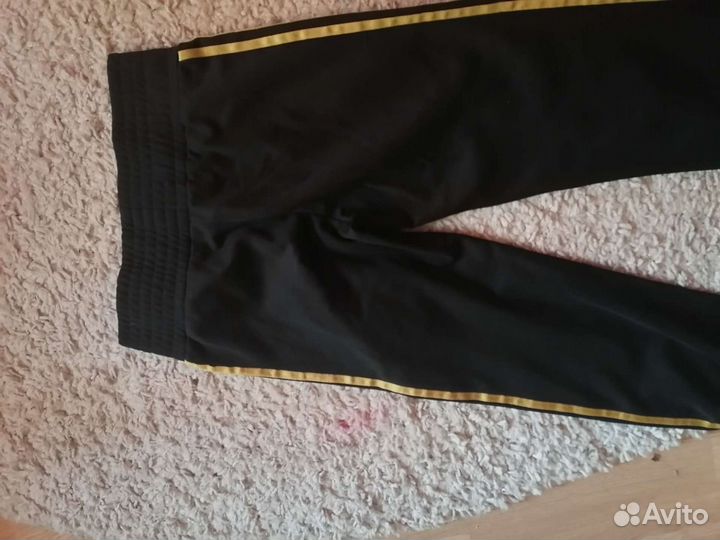 Спортивная одежда 42-44,44