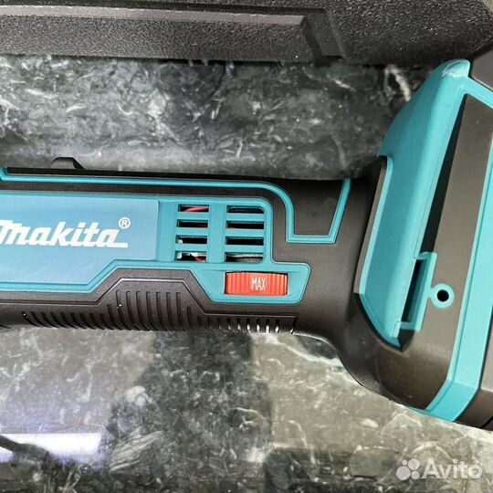 Реноватор аккумуляторный Makita с регулировкой