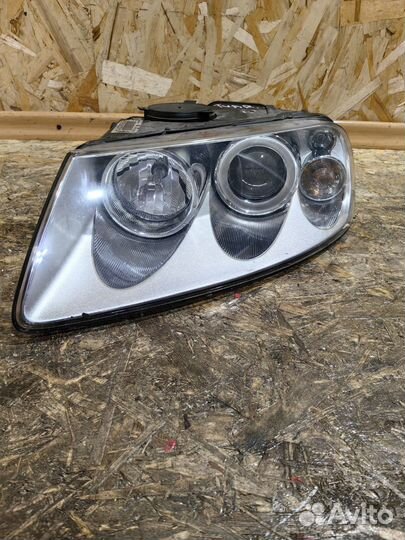 Фара Левая Фольксваген Туарег 1 7L6941015BJ Галоге