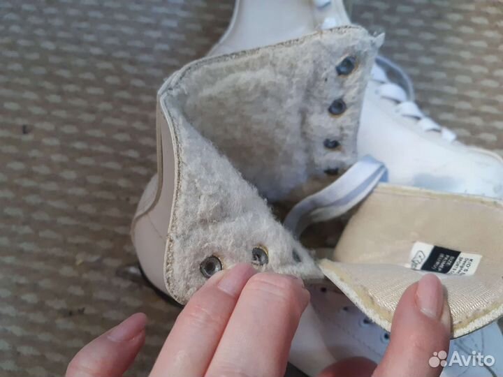 Коньки фигурные на девочку, 32 раз-р