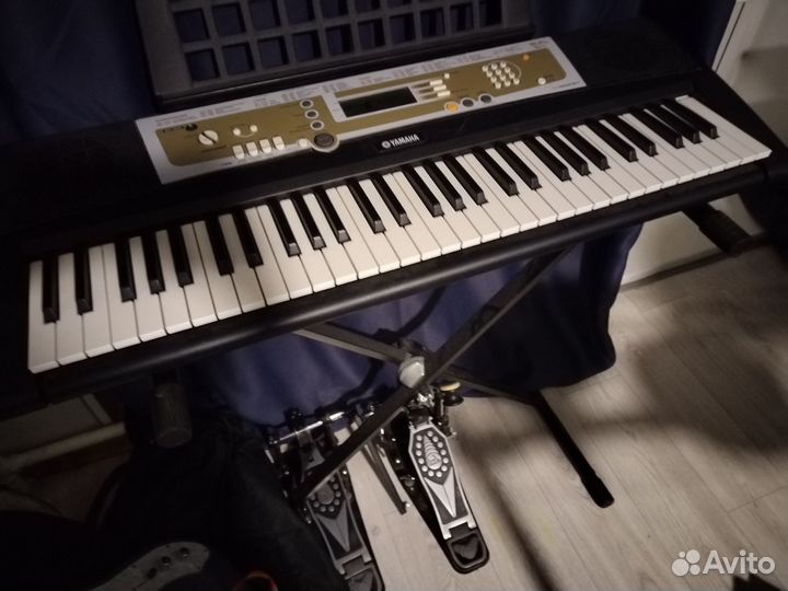 Синтезатор yamaha psr r200