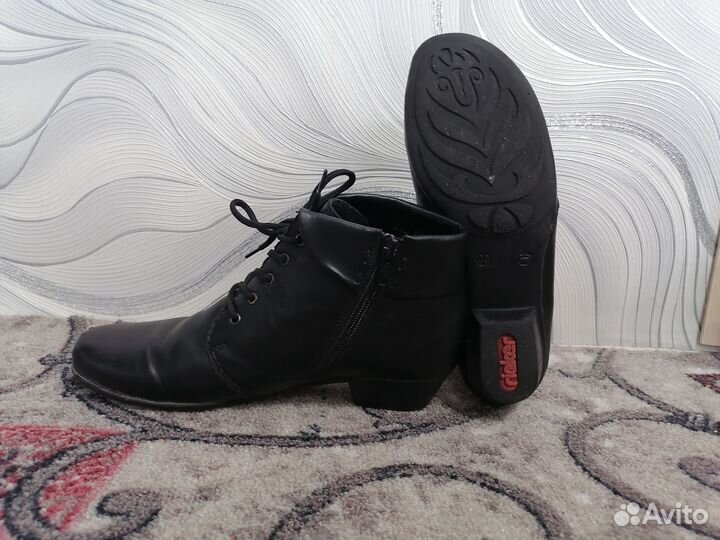 Ботинки женские