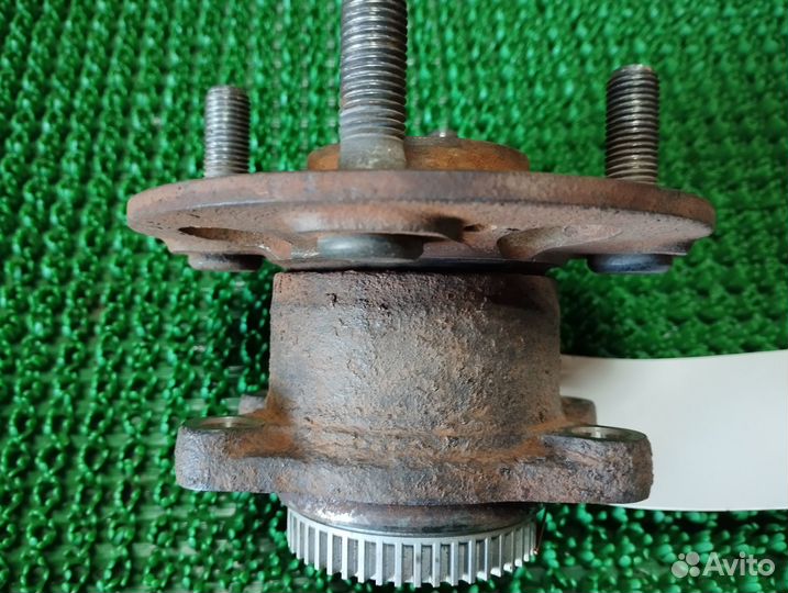 Ступица задняя левая Hyundai Solaris 2016