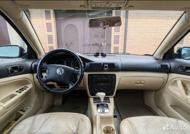 Volkswagen Passat, 2001