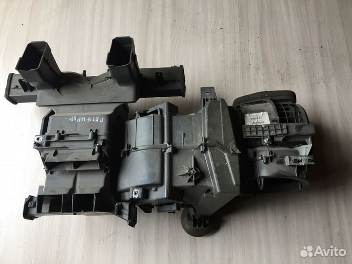 Корпус печки отопителя Nissan Pathfinder R51 с2004