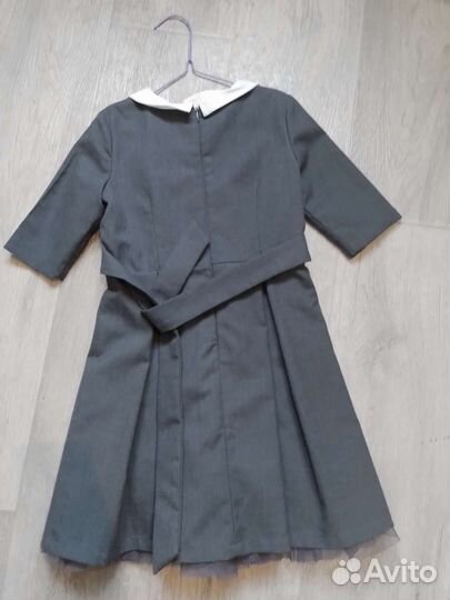 Школьное платье серое 128