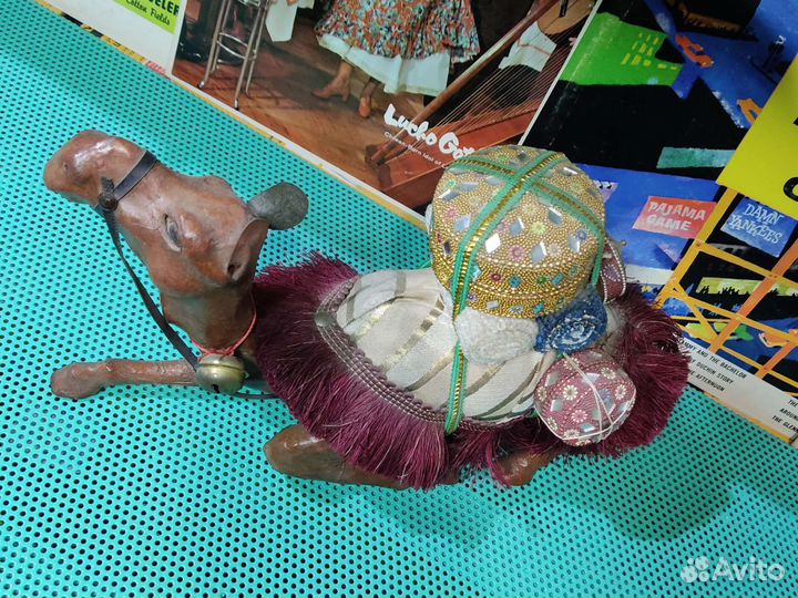 Статуэтка верблюд