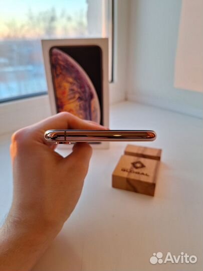 iPhone Xs Max, 64 ГБ