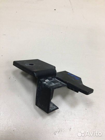 Кронштейн фары левый верхний Kia Rio