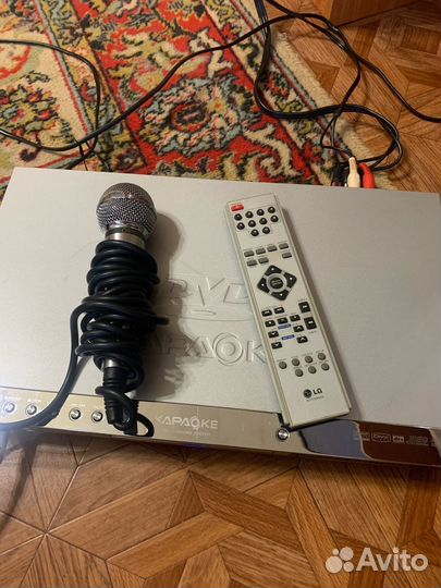 Dvd плеер с караоке lg DKS 6100