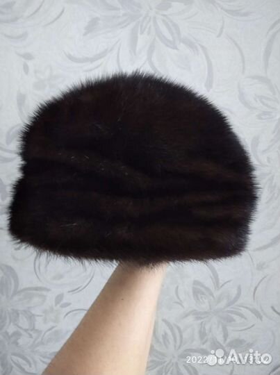 Берет женский норковый