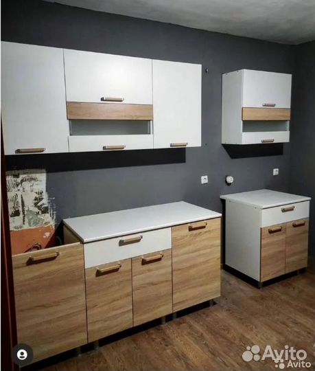 Кухня 2,4 метра