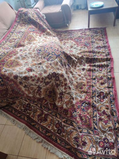 Ковер шерстяной ручной работы