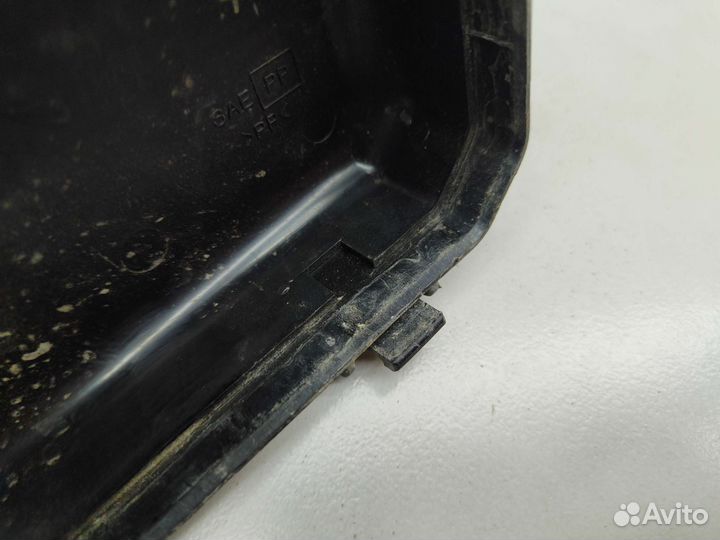 Крышка блока предохранителей Suzuki Cultus GC21S