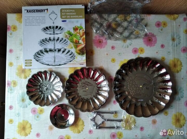 Набор из двух салатников,фруктовница