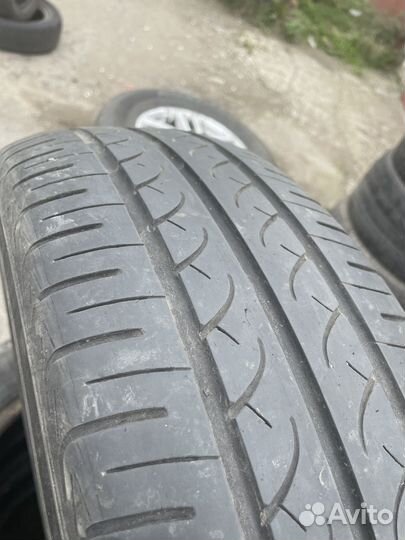 Yokohama BluEarth AE01 185/55 R16