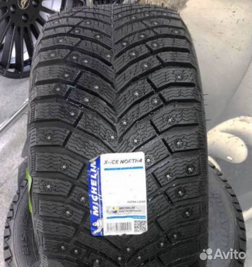 Michelin X-Ice North 4 225/45 R18 95T