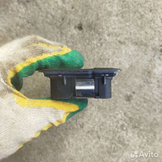 Плафон освещения салона Mazda 3 BK