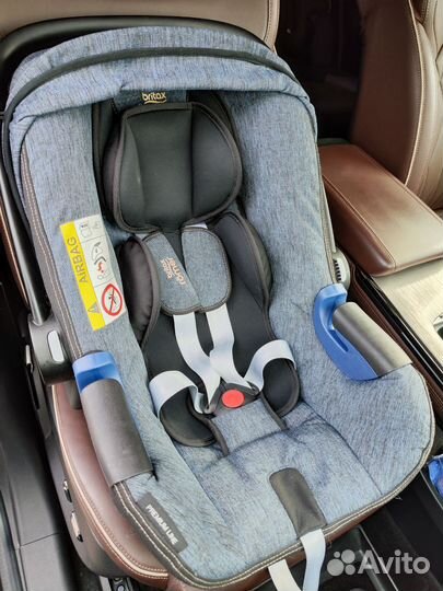 Автолюлька Britax Roemer Baby-Safe2 i-Size