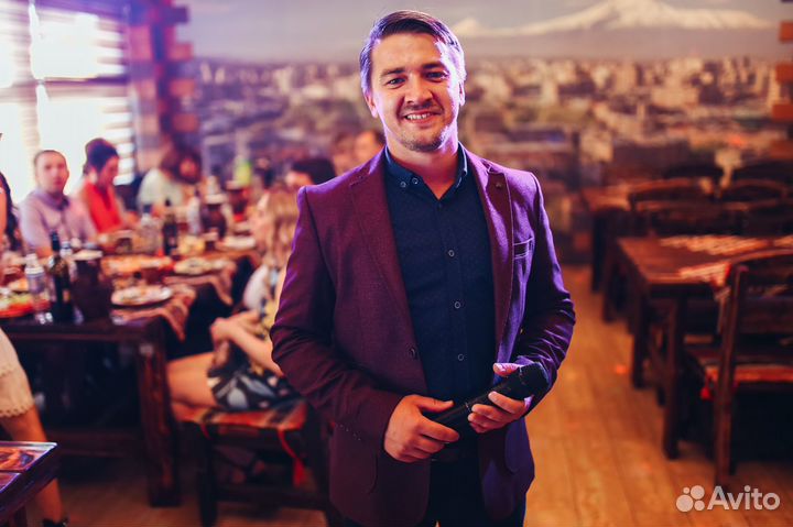 Ведущий праздников, тамада, шоумен