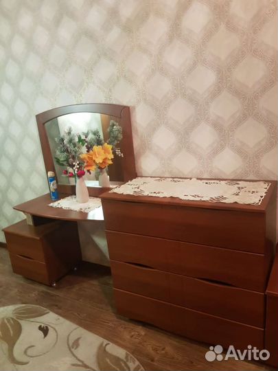 Спальный гарнитур