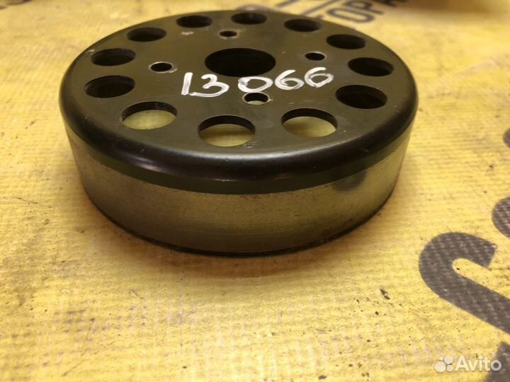 Шкив водяного насоса (помпы) Kia Hyundai