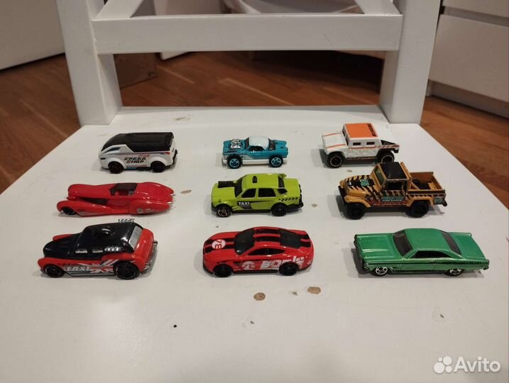 Hot wheels машинки