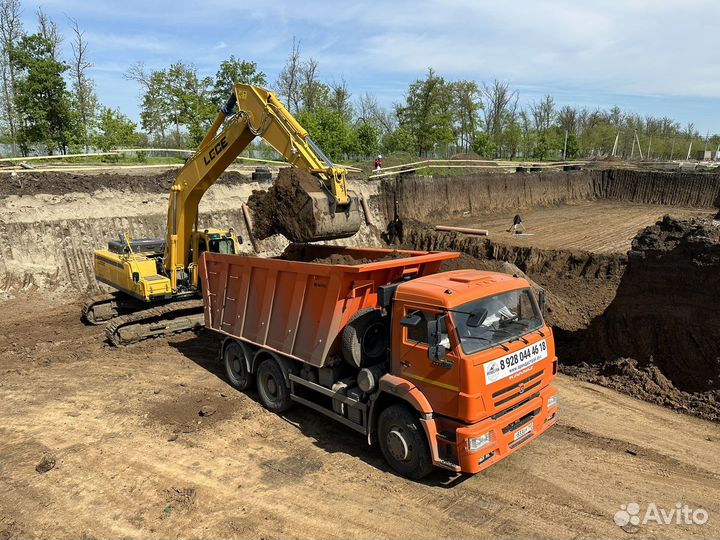 Водитель на самосвал