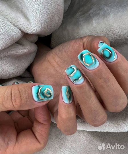 Маникюр педикюр