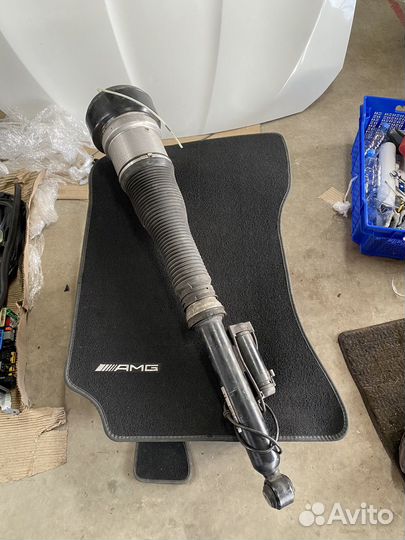 Пневмостойка задняя правая Mercedes Benz W221