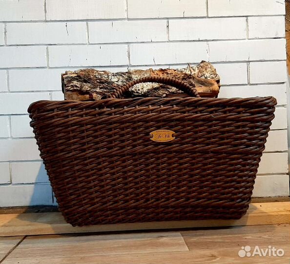 Дровница для камина