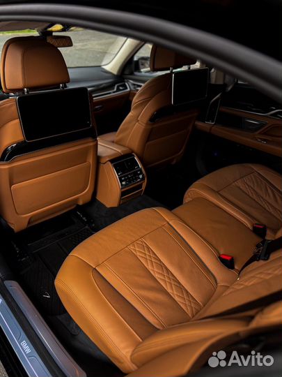 Трансфер. Аренда BMW-7 long