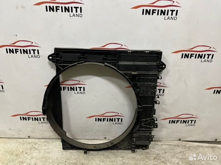 Диффузор радиатора Infiniti Qx80/Qx56 Z62