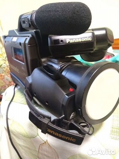 Профессиональная Видеокамера