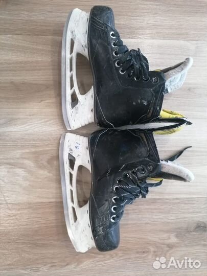 Коньки хоккейные bauer supreme S29 JR размер 3.5D