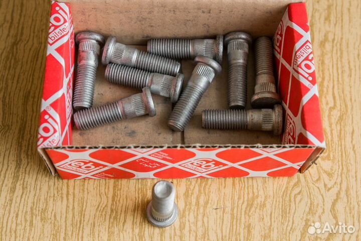 Шпилька на Форд (колесная) 47мм