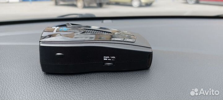 Радар детектор Whistler Pro 688-E